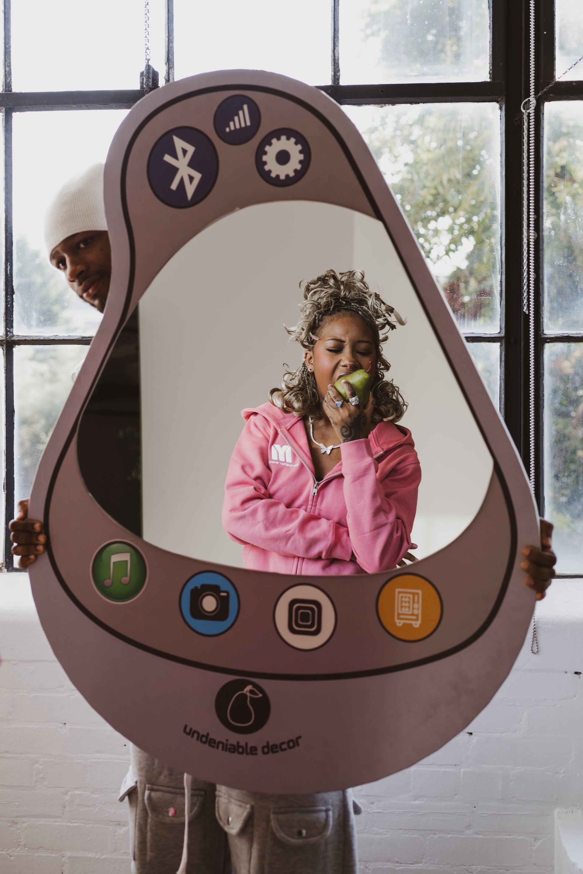 Pear Phone ( Cool Grey )